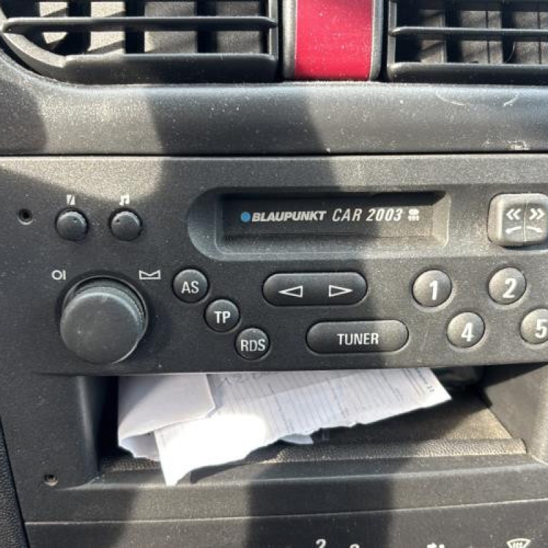 Moteur essuie glace arriere OPEL CORSA C Photo n°20