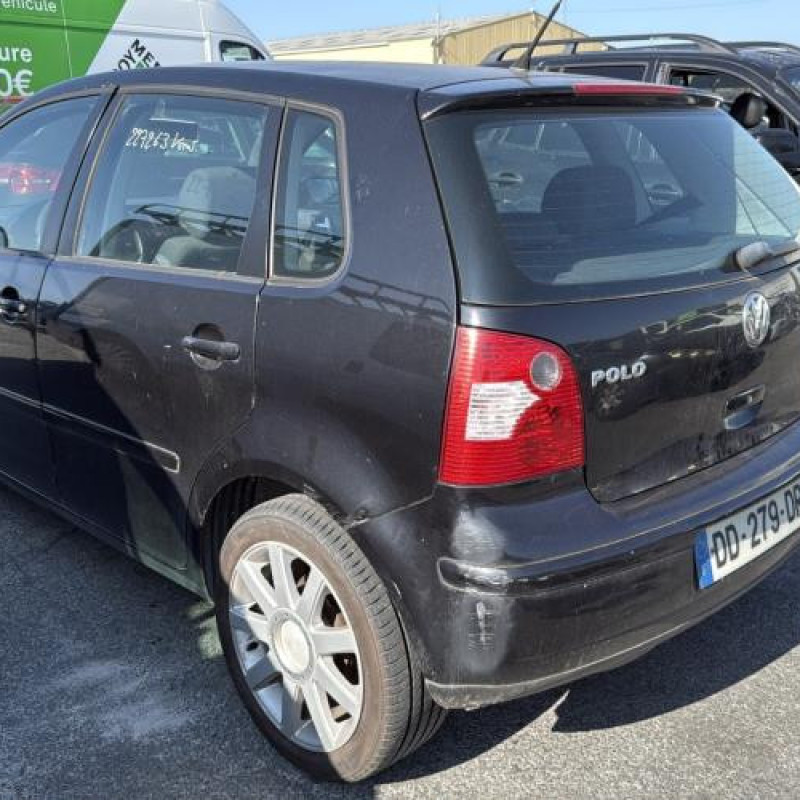 Leve vitre mecanique arriere gauche VOLKSWAGEN POLO 4 Photo n°6