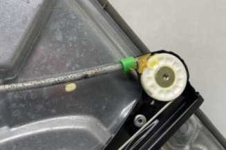 Leve vitre mecanique arriere gauche VOLKSWAGEN POLO 4