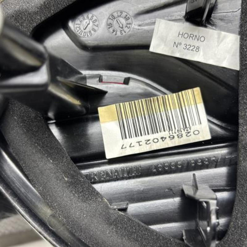 Feu arriere secondaire gauche (feux) RENAULT CAPTUR 1 Photo n°3