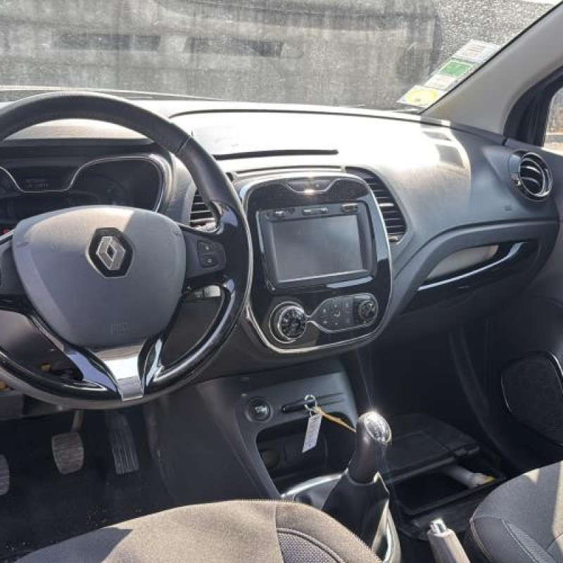 Feu arriere secondaire gauche (feux) RENAULT CAPTUR 1 Photo n°18