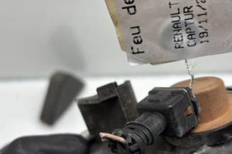 Feu de recul droit RENAULT CAPTUR 1