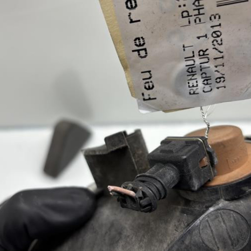 Feu de recul droit RENAULT CAPTUR 1 Photo n°3