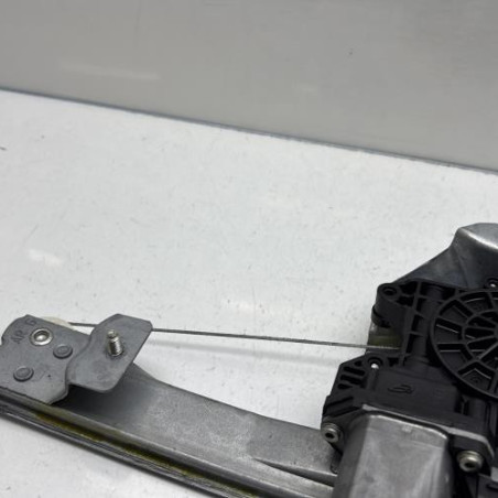 Leve vitre electrique arriere gauche RENAULT CAPTUR 1