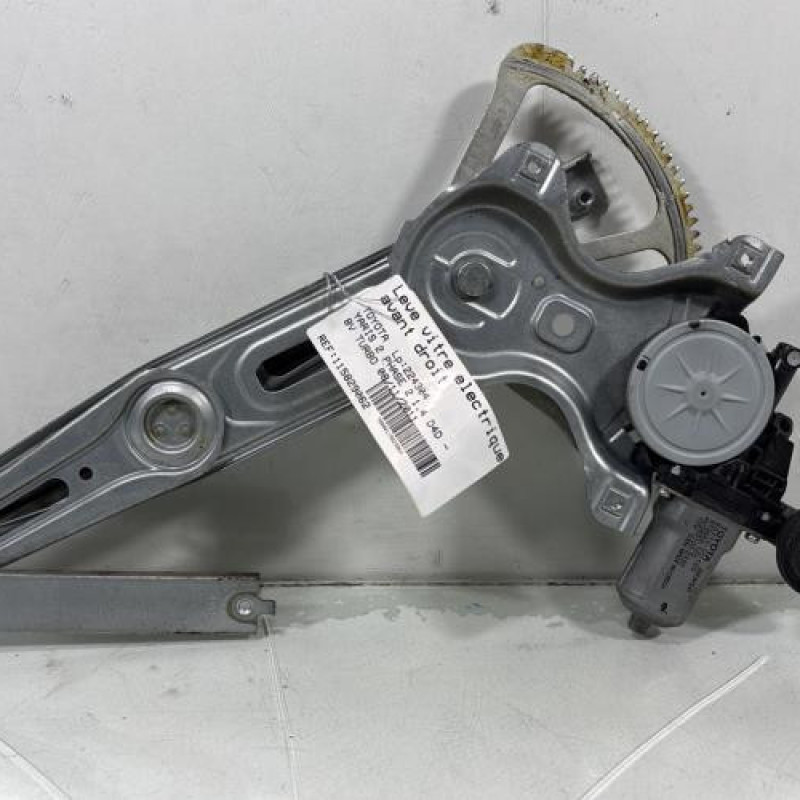 Leve vitre electrique avant droit TOYOTA YARIS 2 Photo n°1