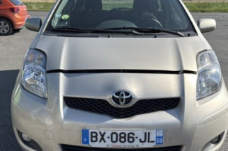 Moteur essuie glace avant TOYOTA YARIS 2