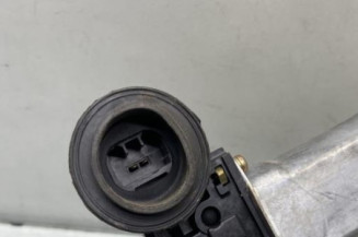Leve vitre electrique avant droit TOYOTA YARIS 1