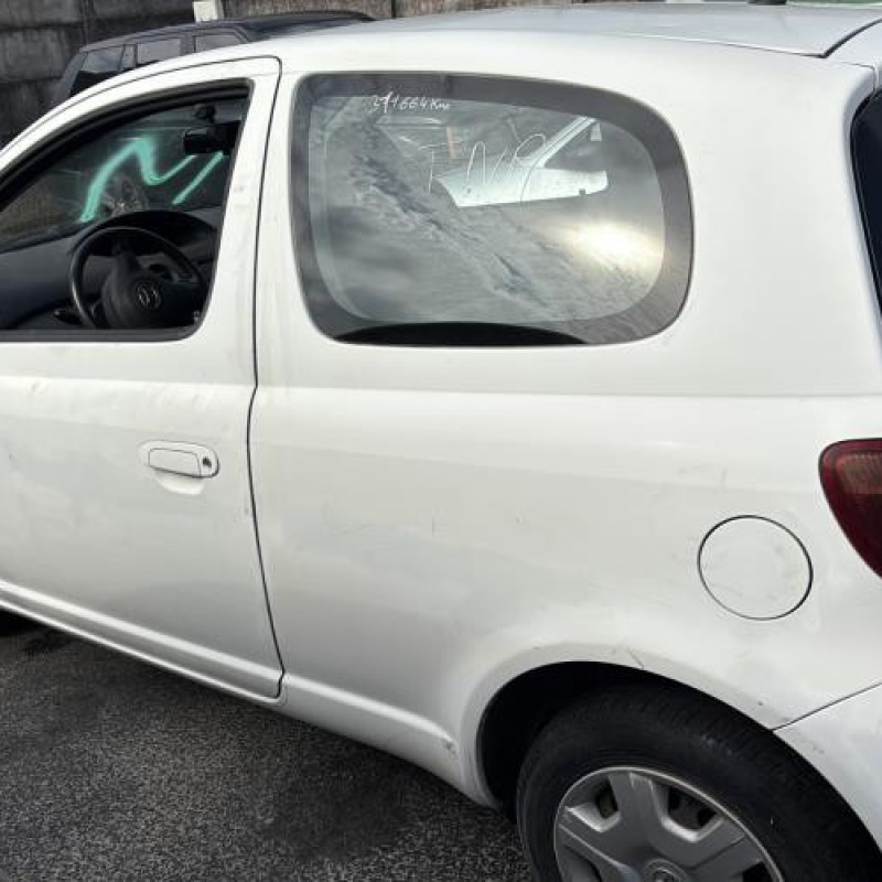 Leve vitre electrique avant droit TOYOTA YARIS 1 Photo n°10