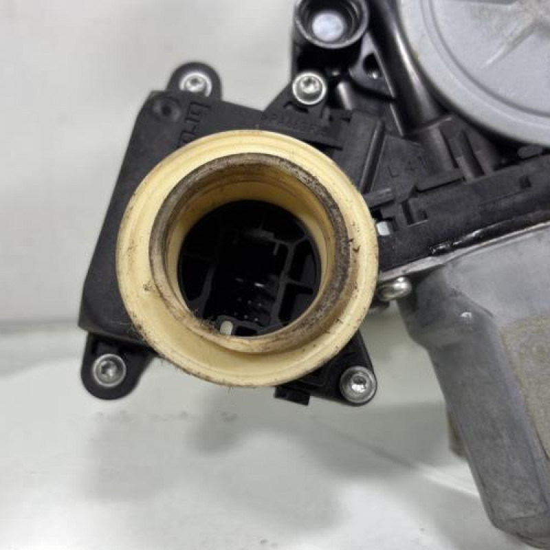 Leve vitre electrique avant gauche TOYOTA AURIS 1 Photo n°4