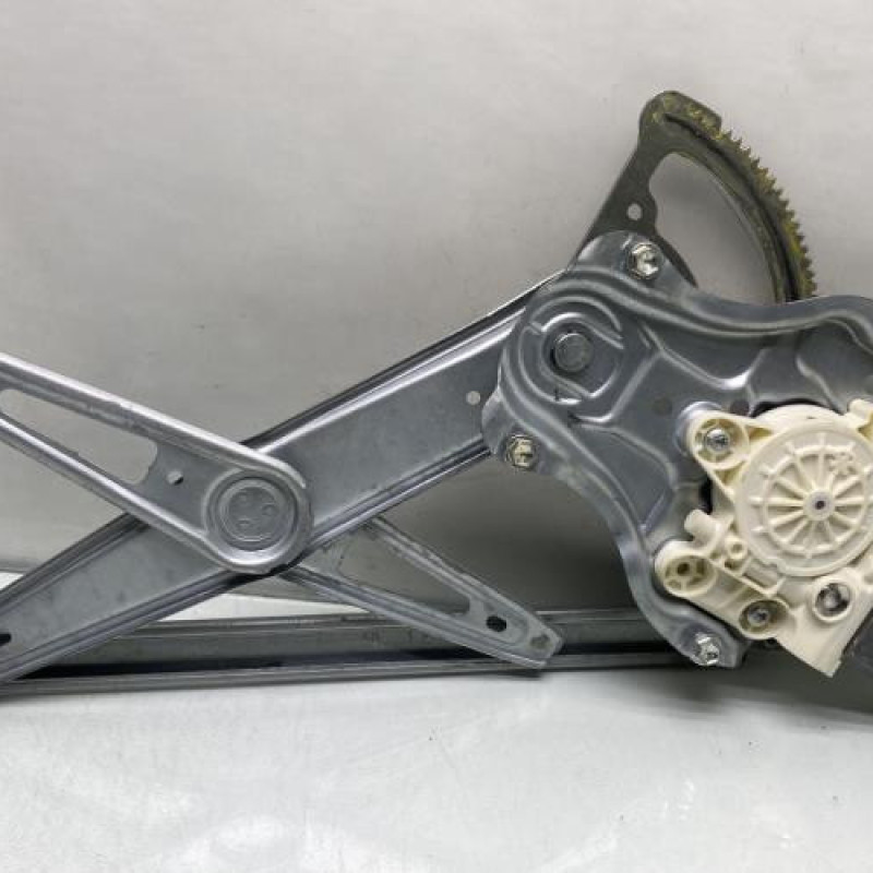 Leve vitre electrique avant droit TOYOTA AVENSIS 2 Photo n°1