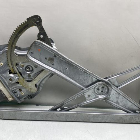 Leve vitre electrique avant droit TOYOTA AVENSIS 2