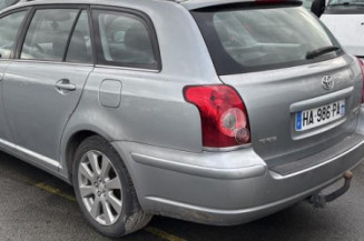 Leve vitre electrique avant droit TOYOTA AVENSIS 2