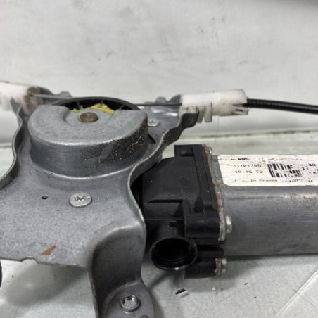 Leve vitre electrique avant droit NISSAN PATHFINDER 2