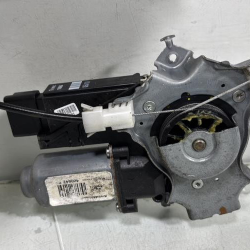 Leve vitre electrique avant gauche NISSAN PATHFINDER 2 Photo n°5