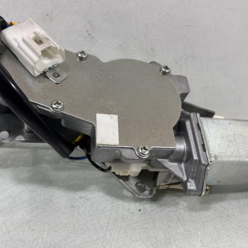 Moteur essuie glace arriere NISSAN PATHFINDER 2 Photo n°3