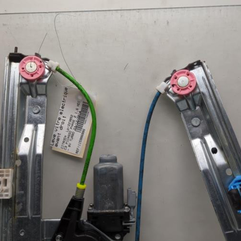 Leve vitre electrique avant droit CITROEN C3 PICASSO Photo n°4