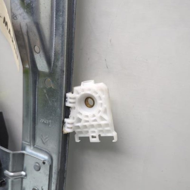 Leve vitre electrique avant droit CITROEN C3 PICASSO Photo n°8