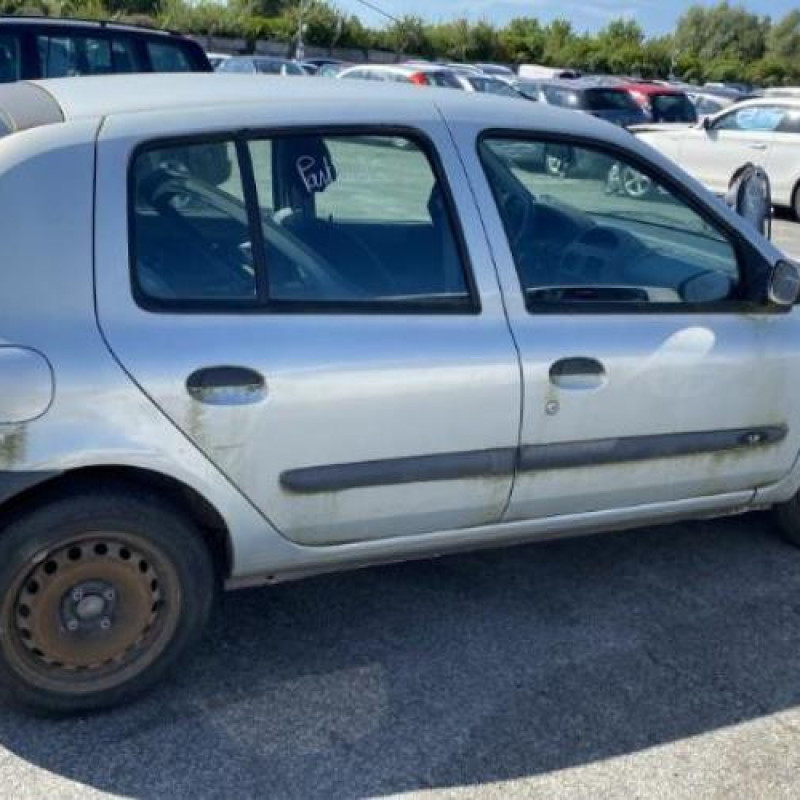 Moteur essuie glace arriere RENAULT CLIO 2 Photo n°7