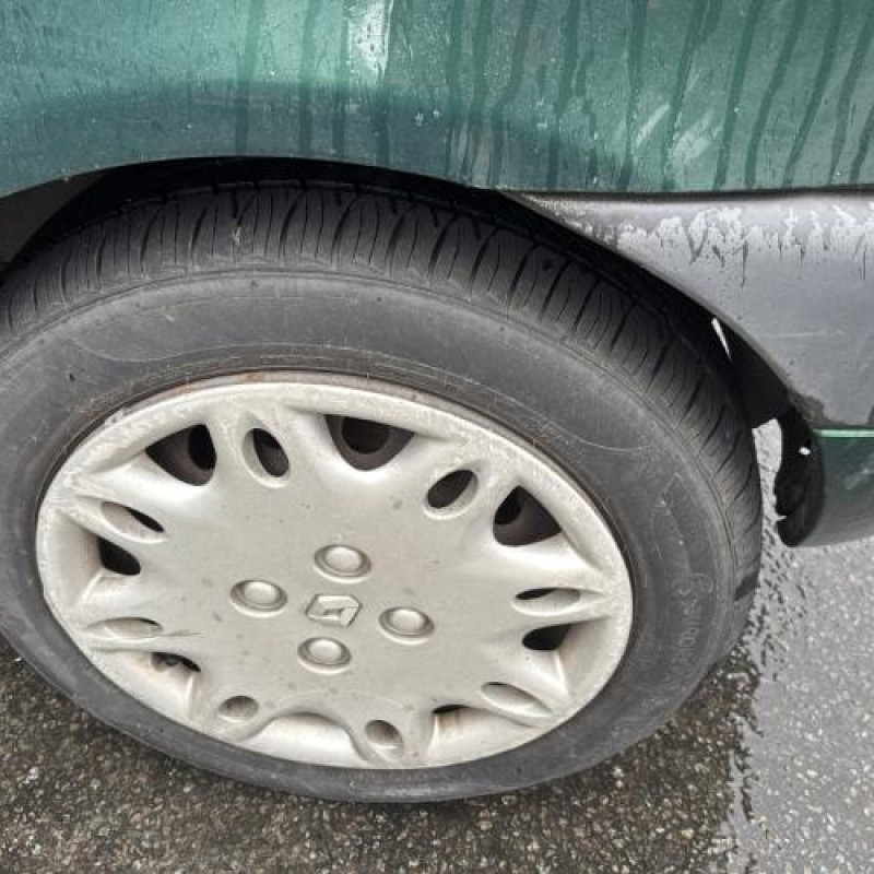 Interrupteur de leve vitre avant droit RENAULT CLIO 2 Photo n°18