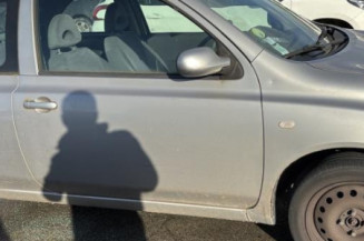 Feu arriere stop central NISSAN MICRA 3