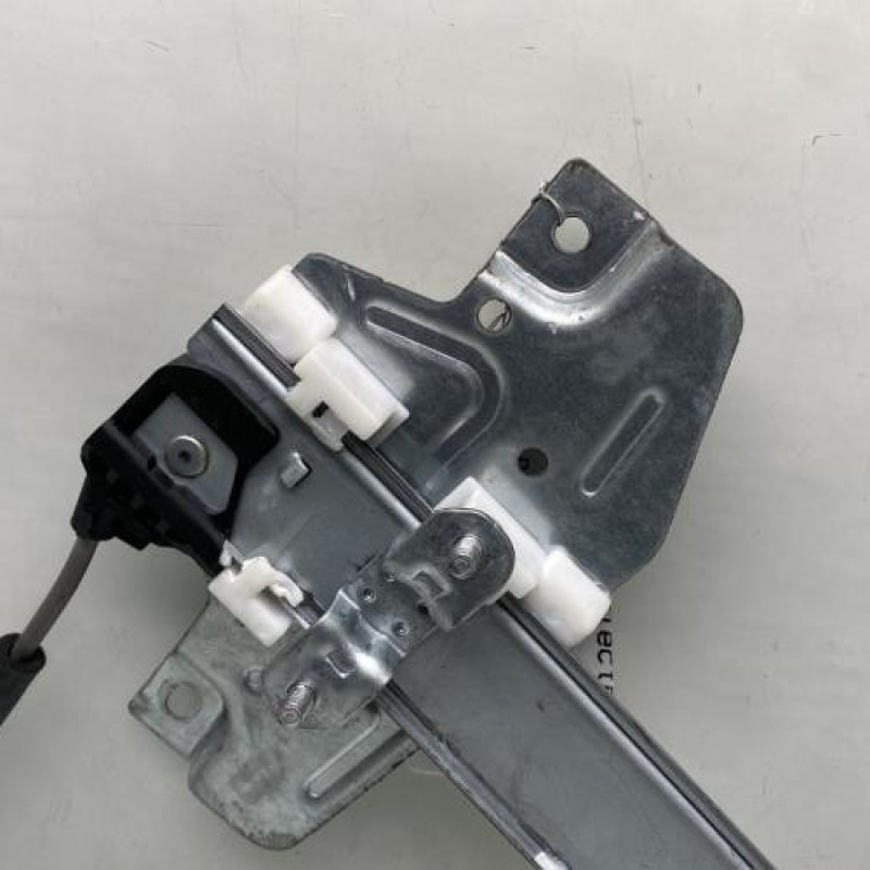 Leve vitre electrique avant droit KIA RIO 3 Photo n°4
