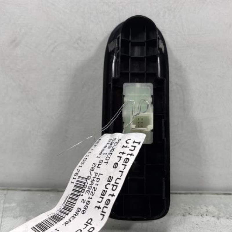 Interrupteur de leve vitre avant droit PEUGEOT 508 1 SW Photo n°3