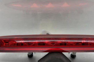 Feu arriere stop central PEUGEOT 208 1 Photo n°1