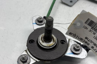 Leve vitre mecanique arriere gauche PEUGEOT 208 1