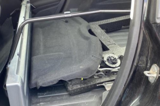 Leve vitre mecanique arriere gauche PEUGEOT 208 1