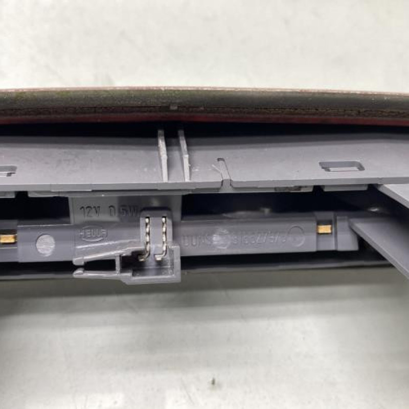 Feu arriere stop central OPEL CORSA D Photo n°4