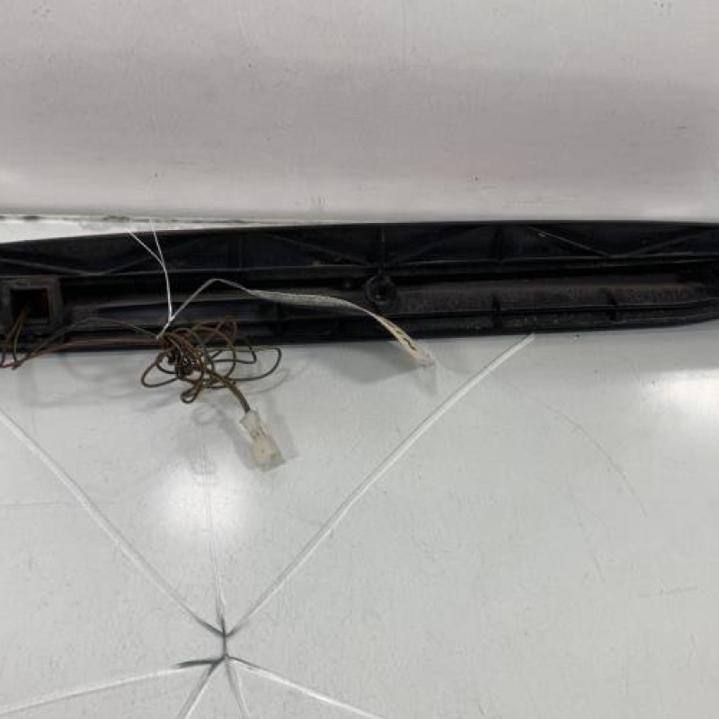 Feu arriere stop central MERCEDES VITO 639 Photo n°3