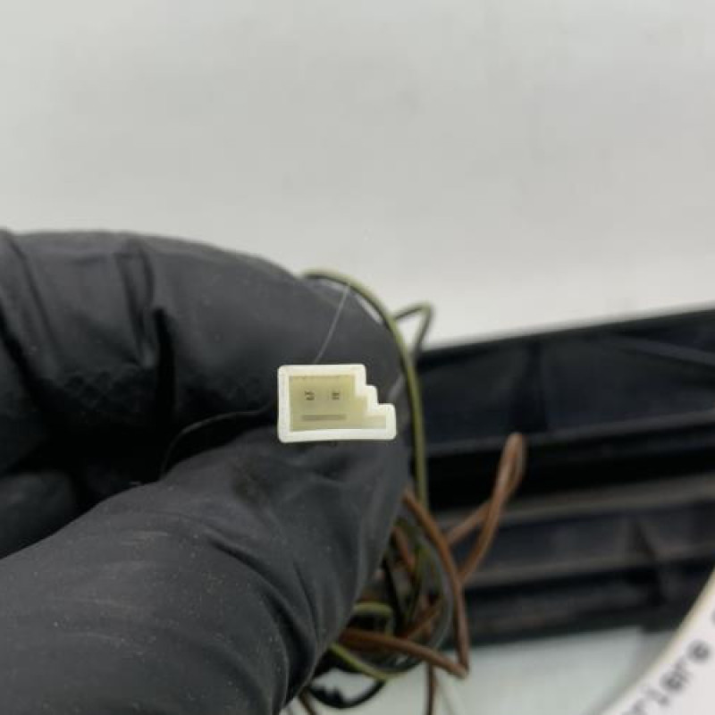 Feu arriere stop central MERCEDES VITO 639 Photo n°4