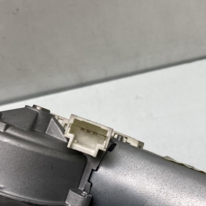 Moteur essuie glace arriere CITROEN BERLINGO 2 Photo n°4
