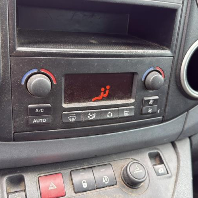 Moteur essuie glace arriere CITROEN BERLINGO 2 Photo n°20