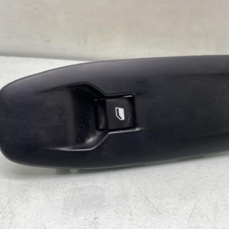 Interrupteur de leve vitre avant droit PEUGEOT 2008 1 Photo n°1