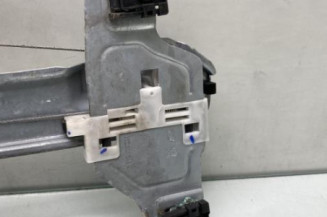 Leve vitre electrique avant gauche PEUGEOT 2008 1