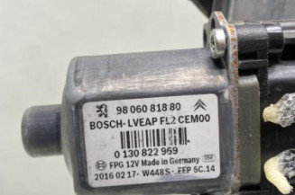 Leve vitre electrique avant gauche PEUGEOT 2008 1