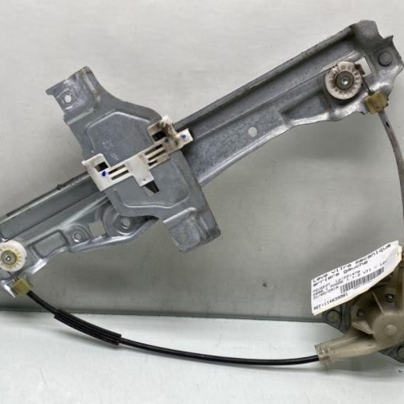 Leve vitre mecanique arriere gauche PEUGEOT 2008 1 Photo n°1