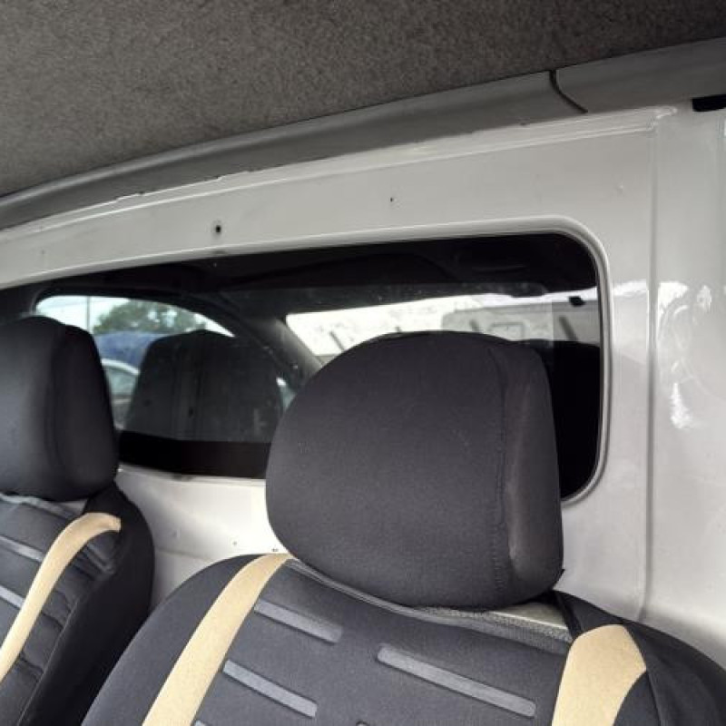 Moteur essuie glace avant RENAULT TRAFIC 2 Photo n°18