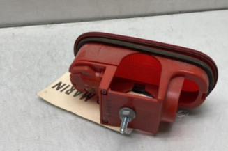 Feu arriere stop central RENAULT MASTER 2