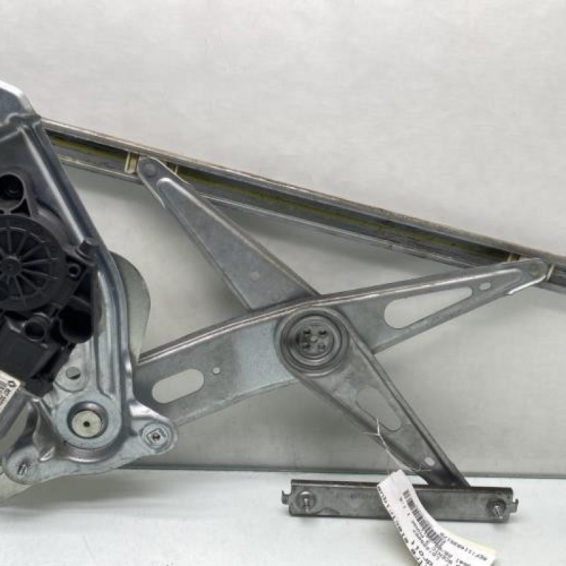 Leve vitre electrique avant droit RENAULT GRAND SCENIC 3 Photo n°2