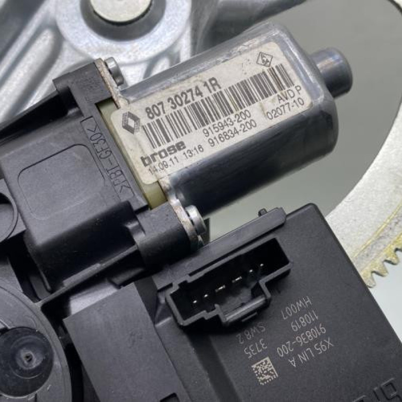 Leve vitre electrique avant droit RENAULT GRAND SCENIC 3 Photo n°4
