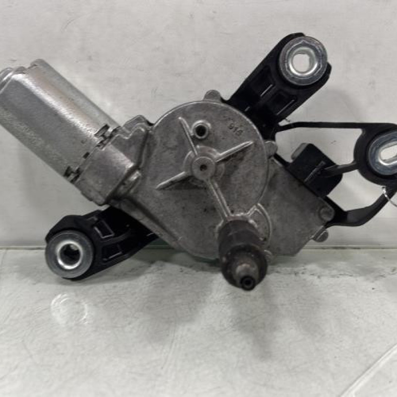 Moteur essuie glace arriere VOLKSWAGEN GOLF PLUS Photo n°3