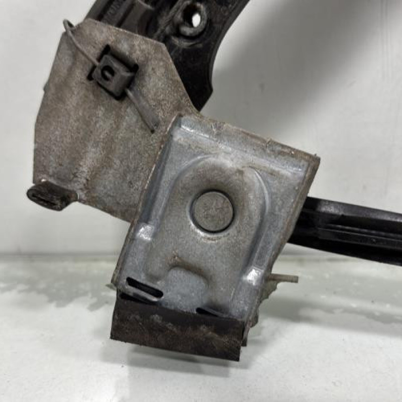 Leve vitre electrique avant gauche VOLKSWAGEN POLO 3 Photo n°3