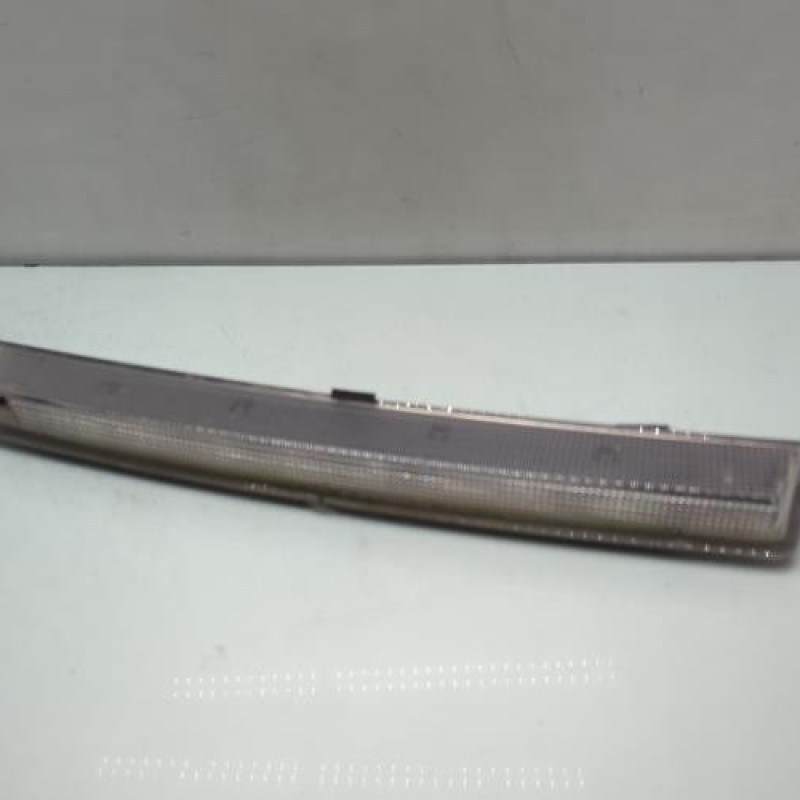 Feu arriere stop central CITROEN C4 1 Photo n°1