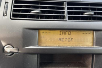 Feu arriere stop central CITROEN C4 1