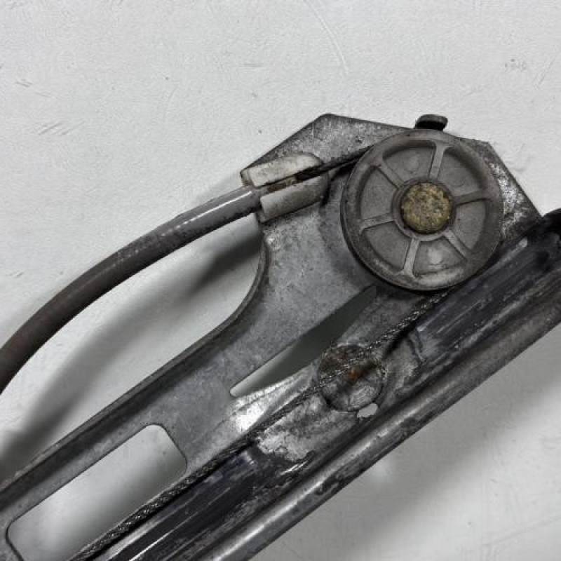 Leve vitre electrique avant gauche PEUGEOT 306 Photo n°3