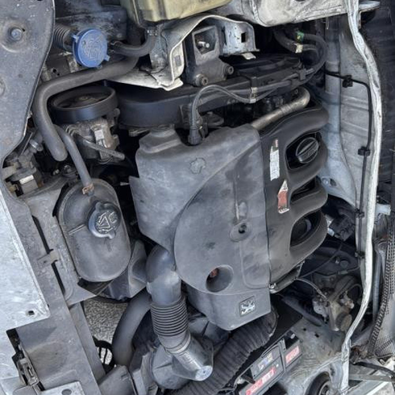 Leve vitre electrique avant gauche PEUGEOT 306 Photo n°14