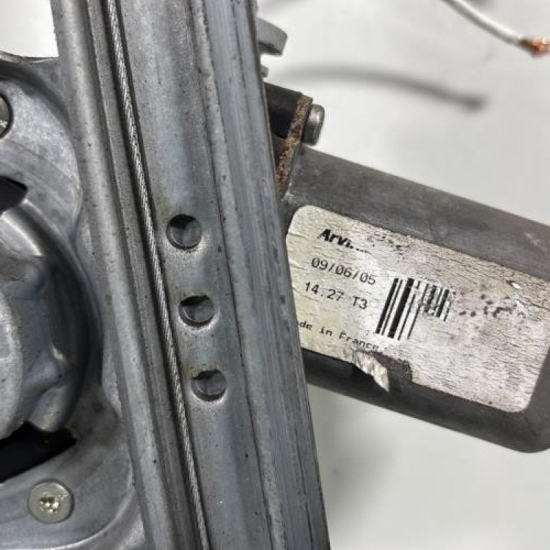 Leve vitre electrique avant droit RENAULT ESPACE 4 Photo n°9