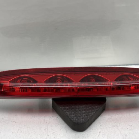 Feu arriere stop central PEUGEOT 208 1 Photo n°1